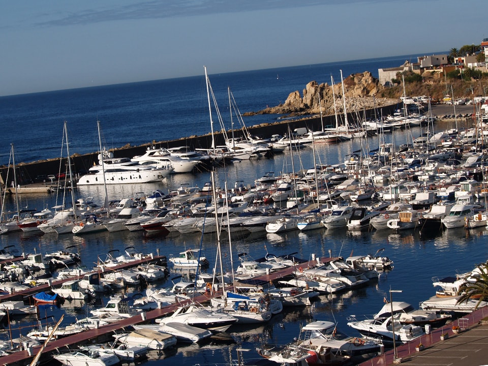 ir al puerto de Palamós