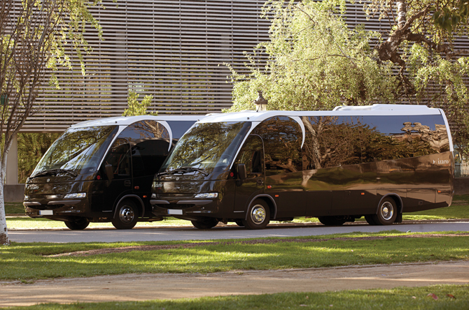 Moventis con sus autobuses de lujo con conductor