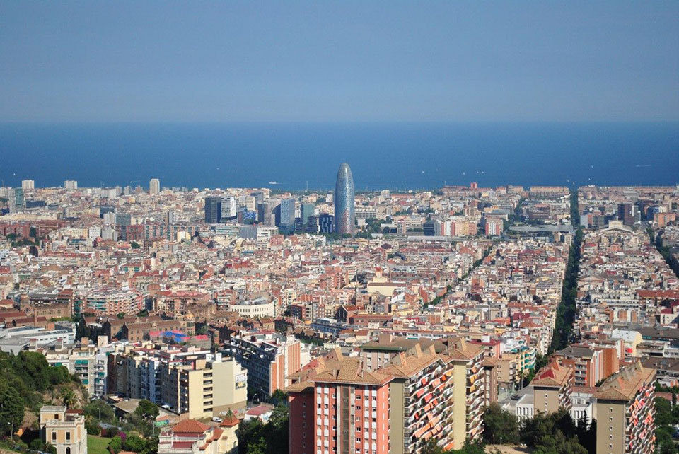 Transporte público en el área metropolitana de Barcelona