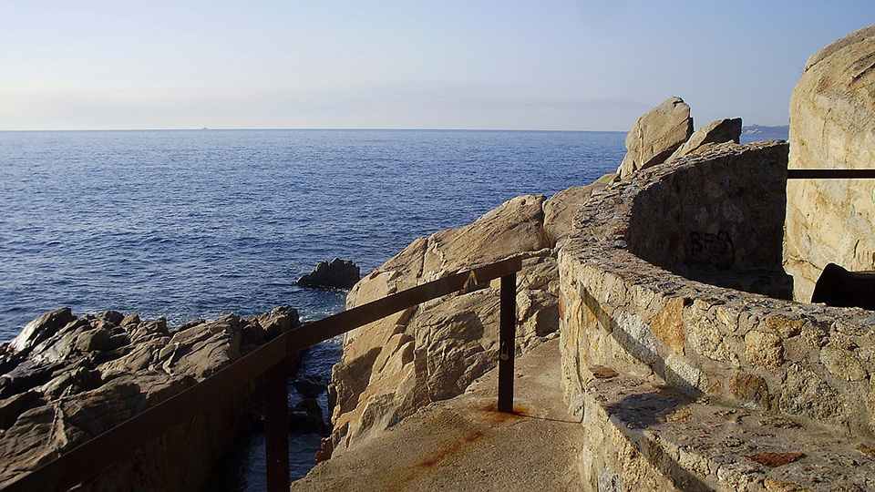 Moventis te lleva a los Caminos de Ronda de la costa catalana.