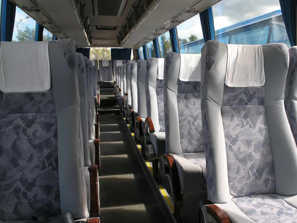 Interior del autobús. Asientos