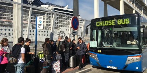 TCC está realizando el servicio de lanzadera desde el terminal de cruceros hasta el centro de la ciudad