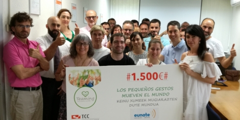 El Teaming de TCC Pamplona destina 1.500 euros a la Asociación Eunate Elkartea