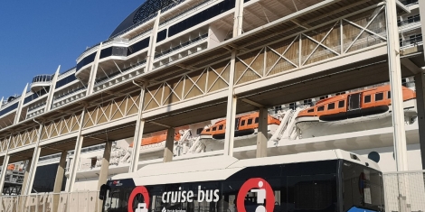 El Cruise Bus de Moventis reprèn el seu servei amb nous vehicles de gas natural comprimit El Cruise Bus de Moventis reprèn el seu servei amb nous vehicles de gas natural comprimit